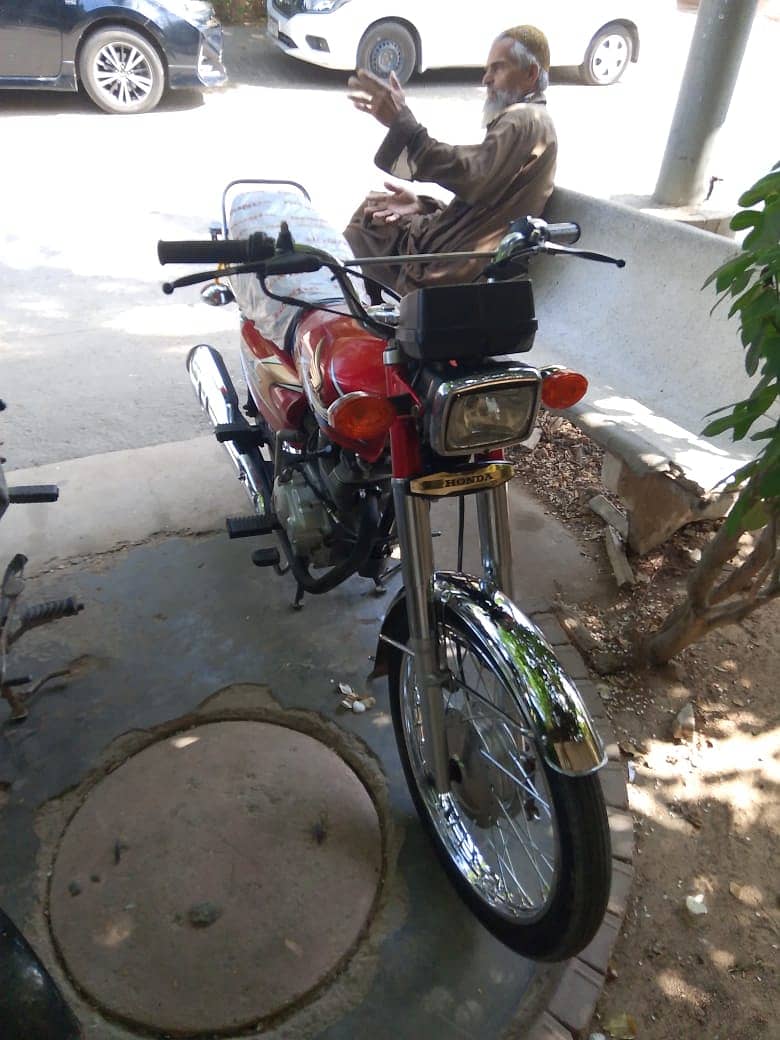 Honda CG 125 2020 3