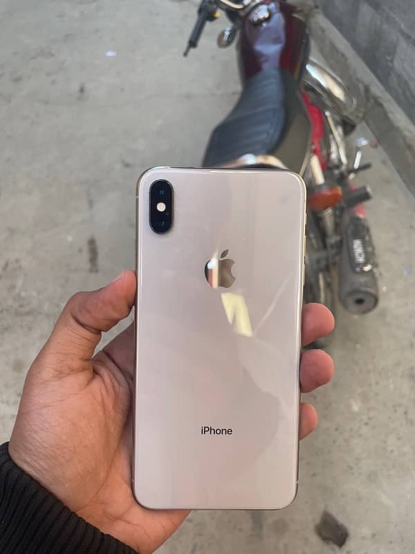 IphoneXs Max 64gb Factory unlock 2