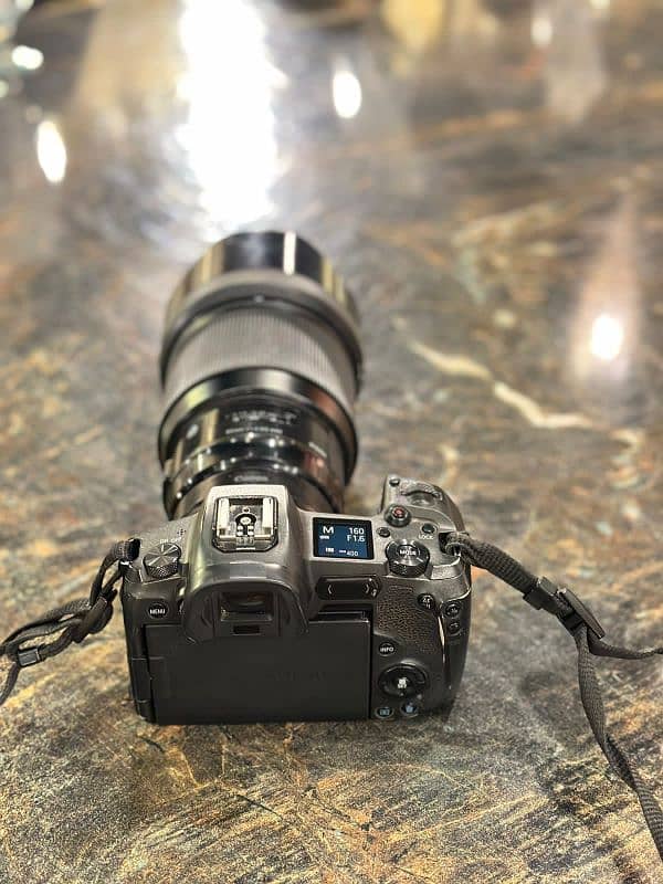 CANON EOS R MIRRORLESS DIGITAL CAMERA 0