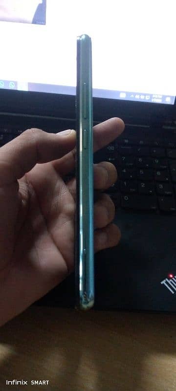 vivo y17 with box 1