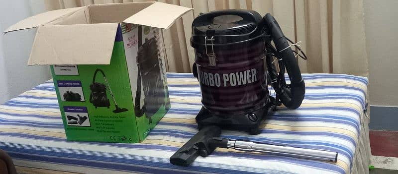 Vacuum cleaner in excellent condition 0