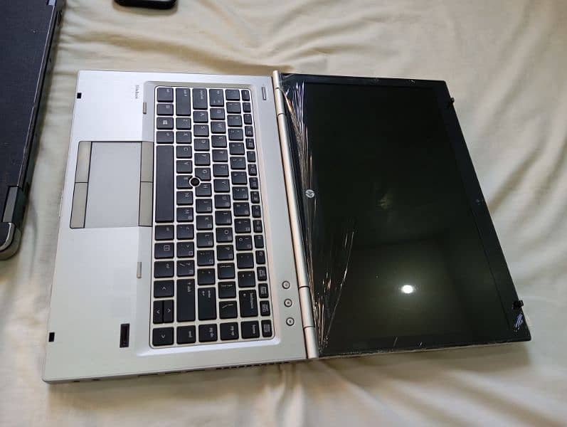 HP and Dell Laptop and Jazz Device 6