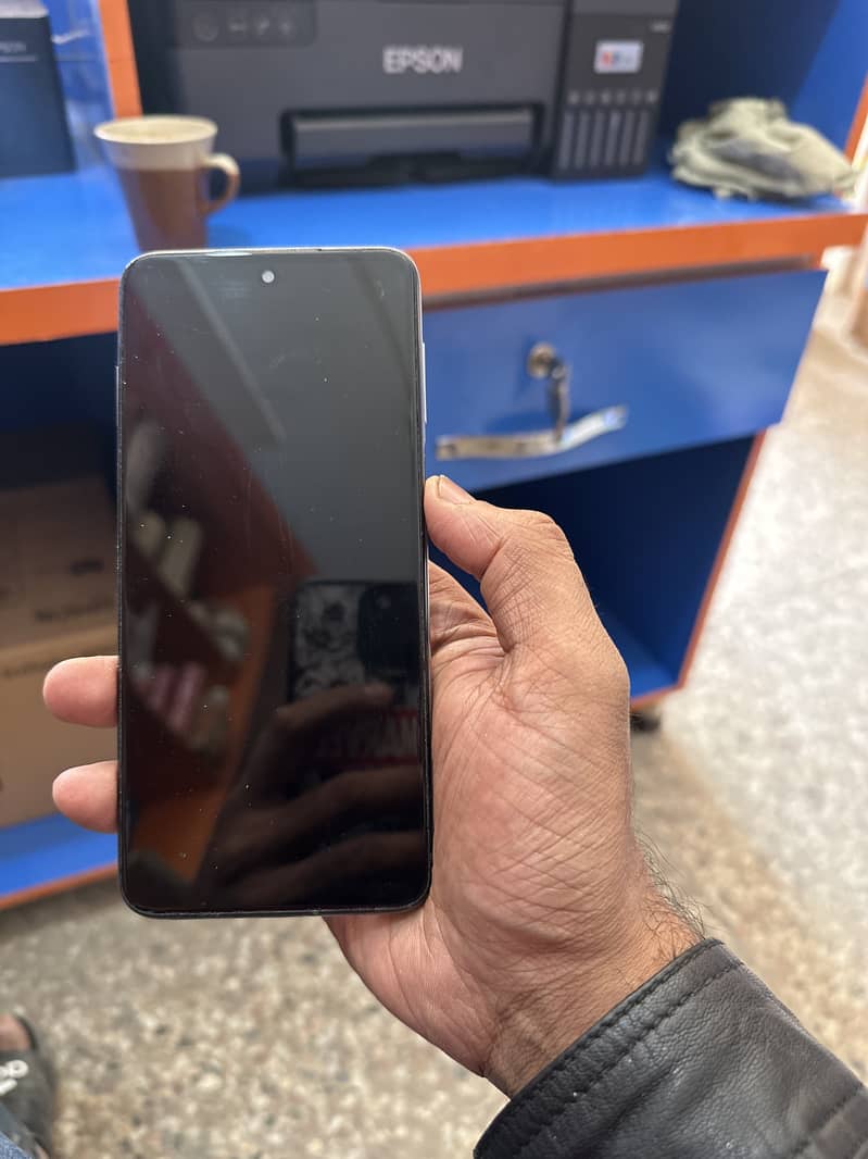 Red me note 9 used condition 10 /8 only sett 0