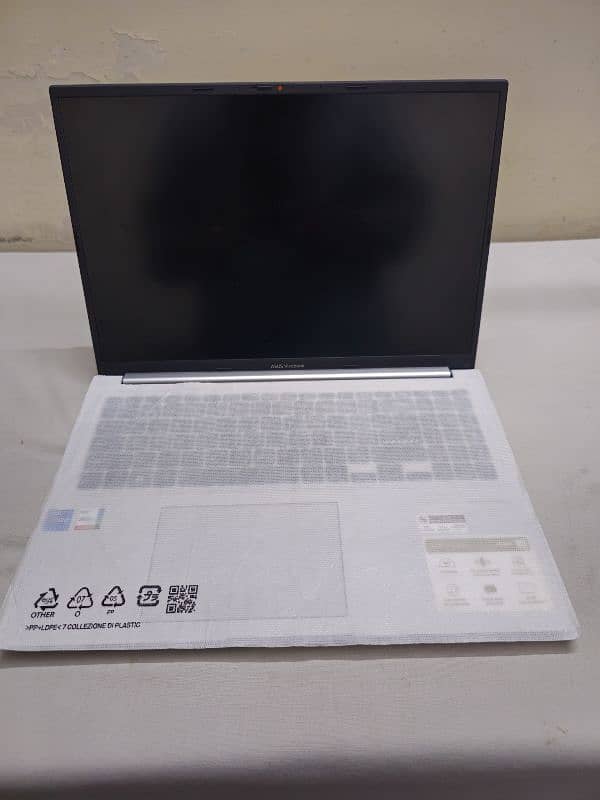 Asus vivobook i7 13th gen 3