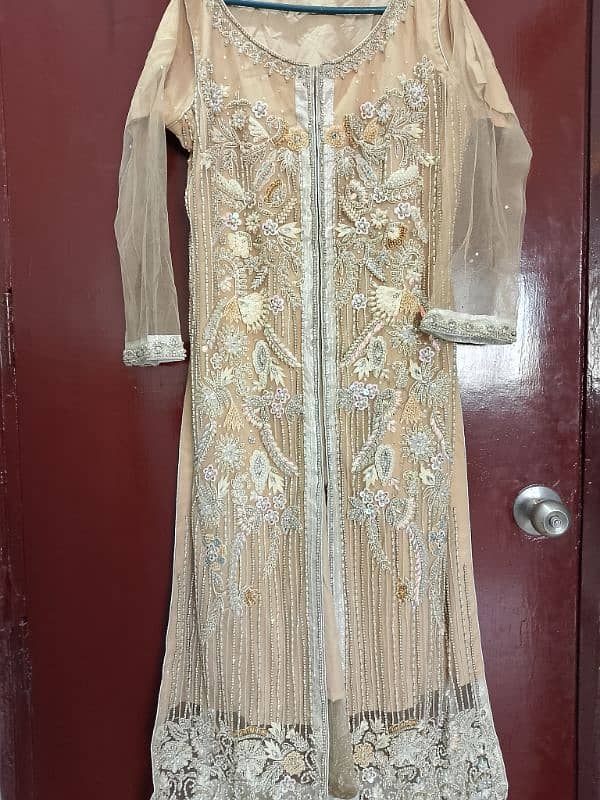 heavy embroidery suit 4