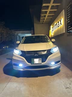 Honda Vezel 2016