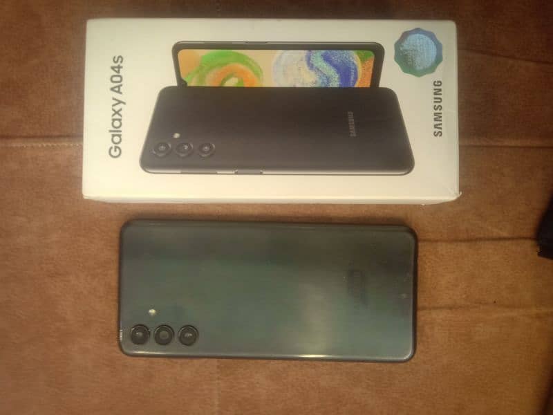 Samsung A04S with box 0