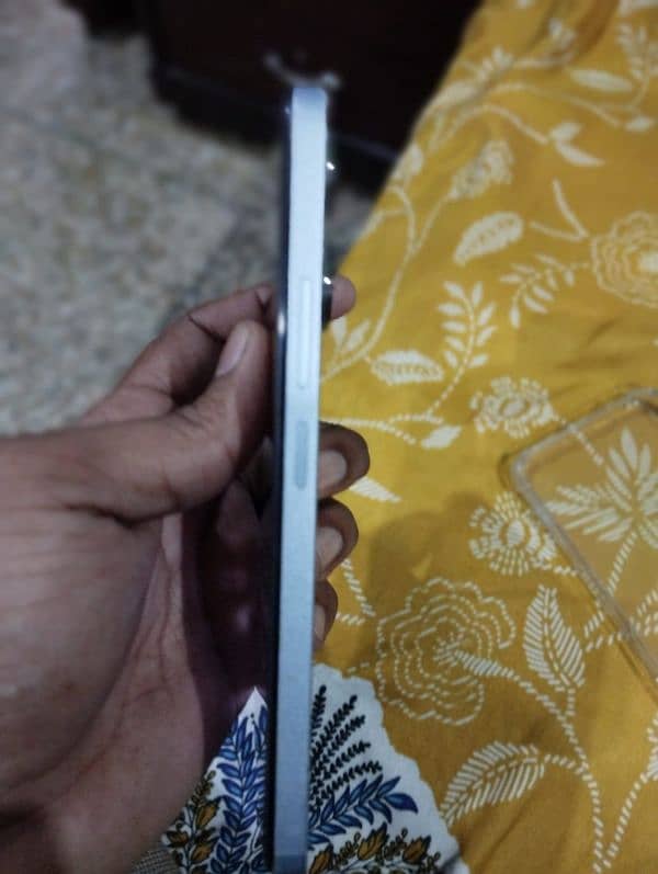 Redmi 13 all ok hai full warranty hai 2