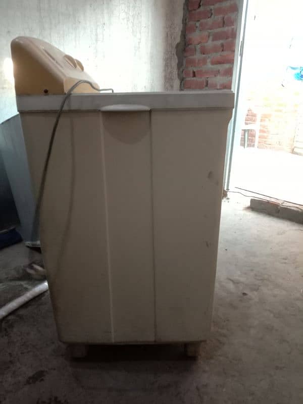 dawlance washin machine urgent for sale 03214370879 5