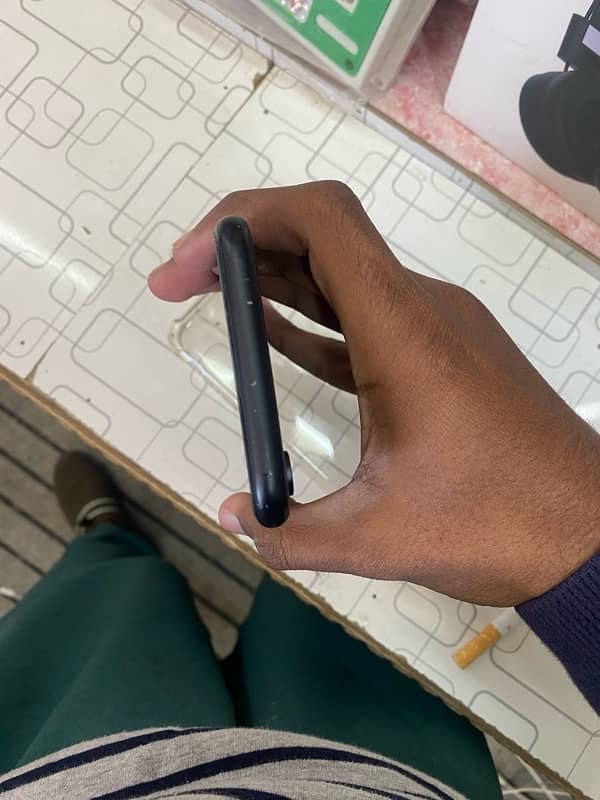 iphone xr jv 3