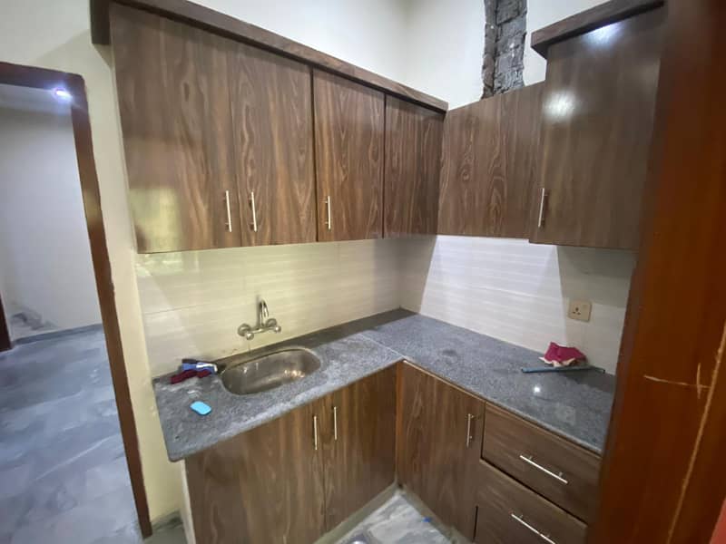 Beautiful Independent 3 Bed 2.5 Marla Full House For Rent Ali Park Near Bhatta Chowk ( Gas Available ) 7