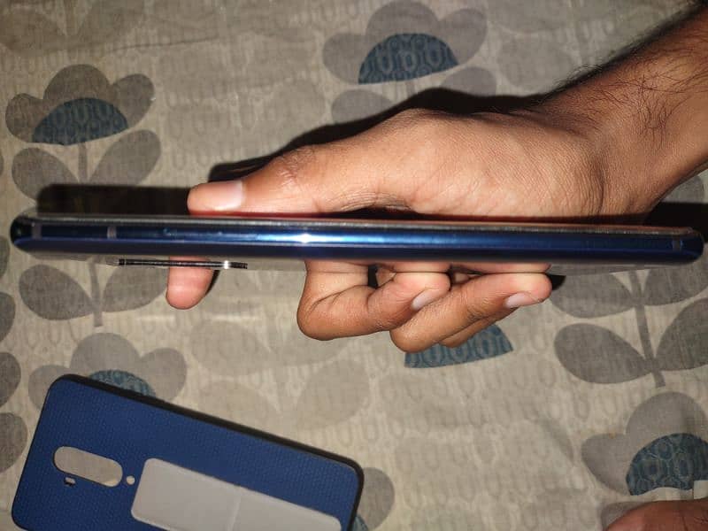 OnePlus 7 pro Sath pod for sell 5