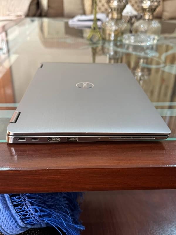 Dell Latitude 7400 2 in 1 8