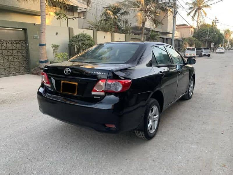 Toyota Corolla GLI model 2011 reg 2012 automatic 6