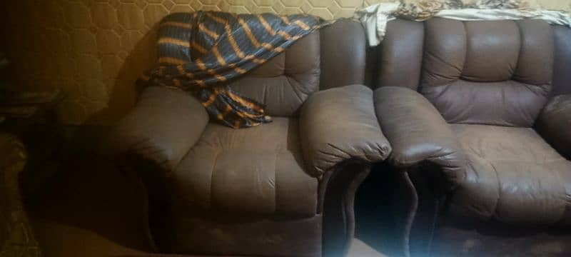 5 seater comfortable sofa 1