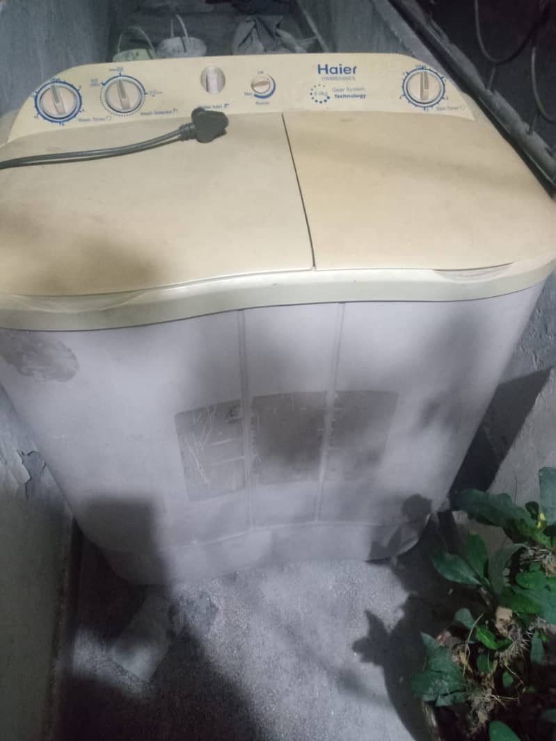 Good condition washing machine and dryer 3