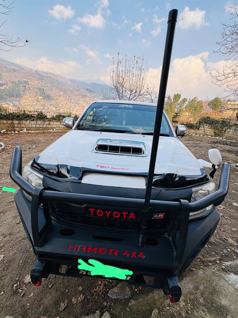 Toyota Hilux 2012 10