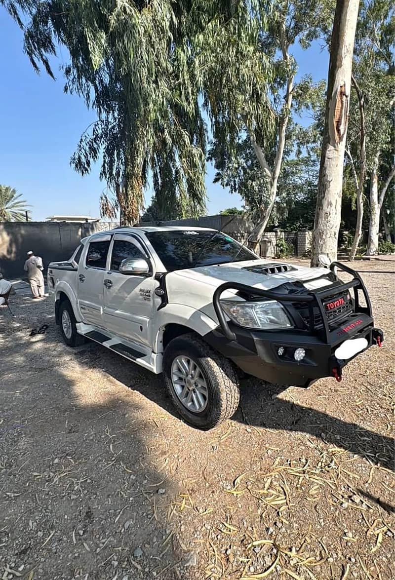 Toyota Hilux 2012 16