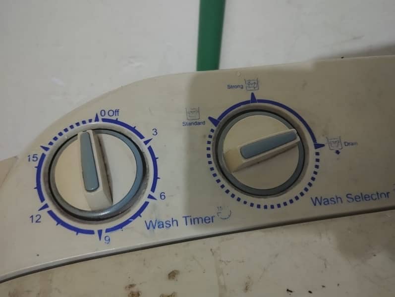 Haier Washing Machine HEM80-000S 1