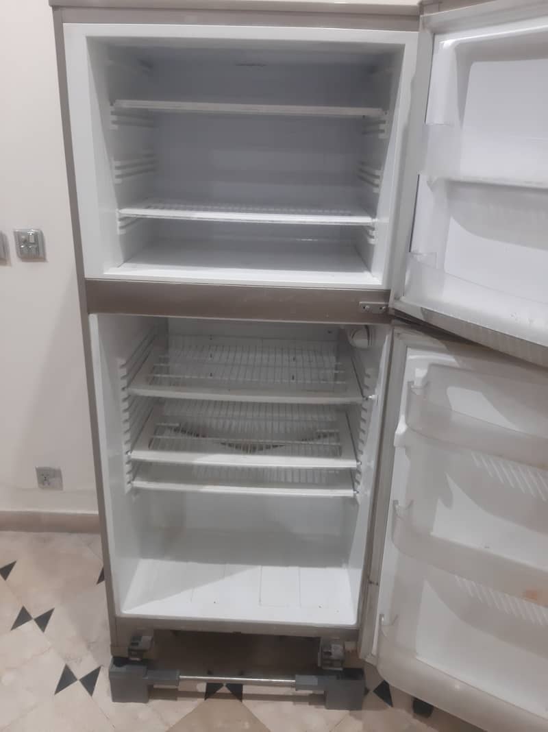 Used PEL Refrigerator PRA 140 0