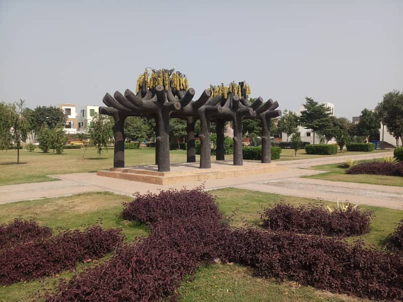 5 Marla Facing park plot for sale in bahria town lahore 3