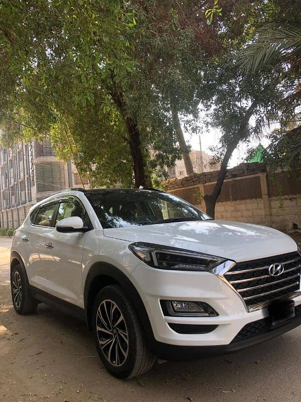 Hyundai Tucson 2023 AWD top of the line 2