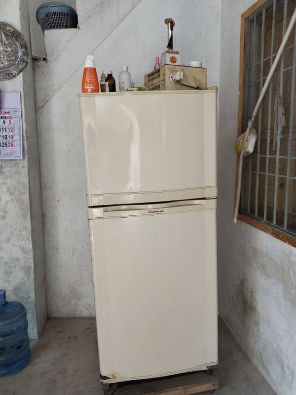 Dawlance Refrigerator for Sale 0