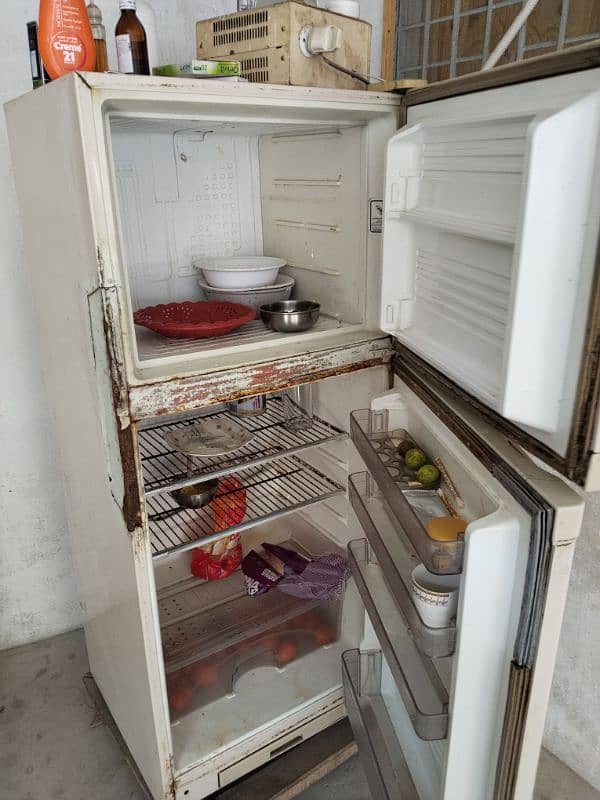 Dawlance Refrigerator for Sale 1