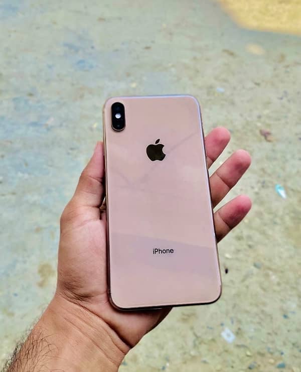 I phone xs max penal change non pta 64gp Bettry health 76 0