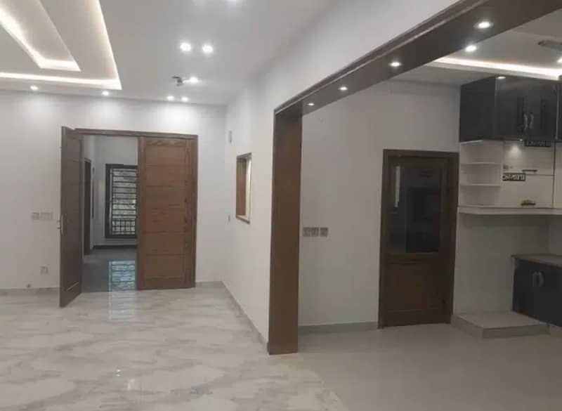 1 Kanal Brand New House For Rent Near Imtiaz Store 41