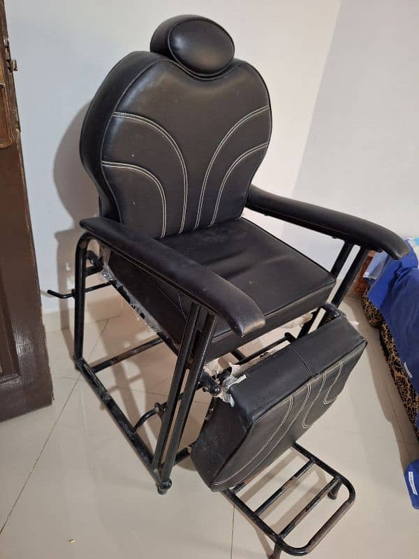 Salon chair+ facial bed 1