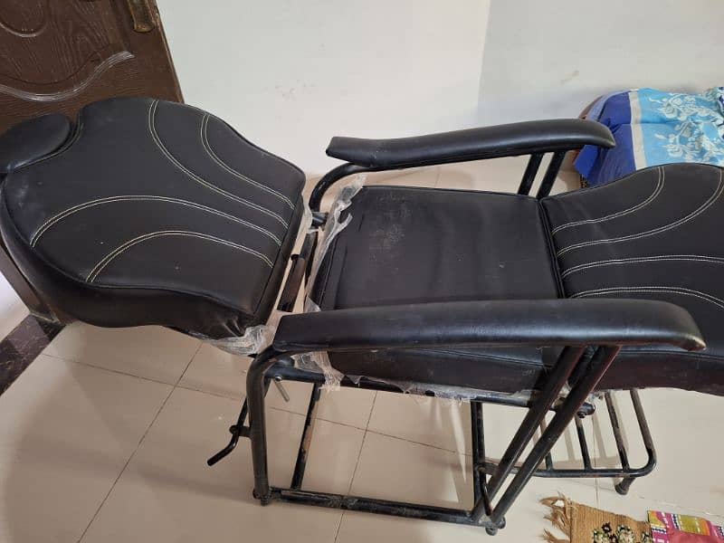 Salon chair+ facial bed 2