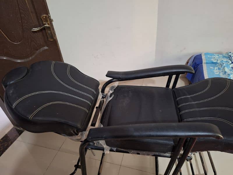 Salon chair+ facial bed 3