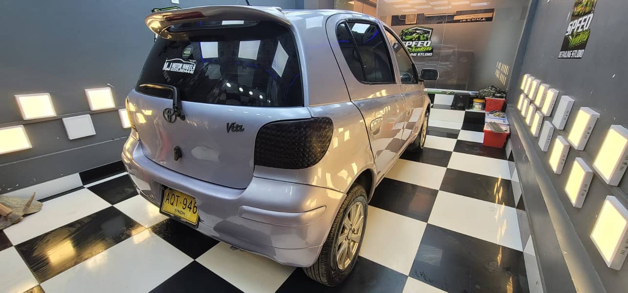 Toyota Vitz 2004 FL Package 0