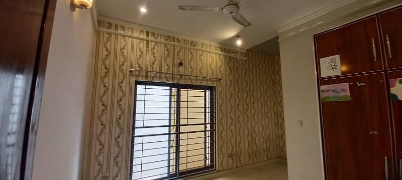 10 Marla Upper Portion For Rent 13