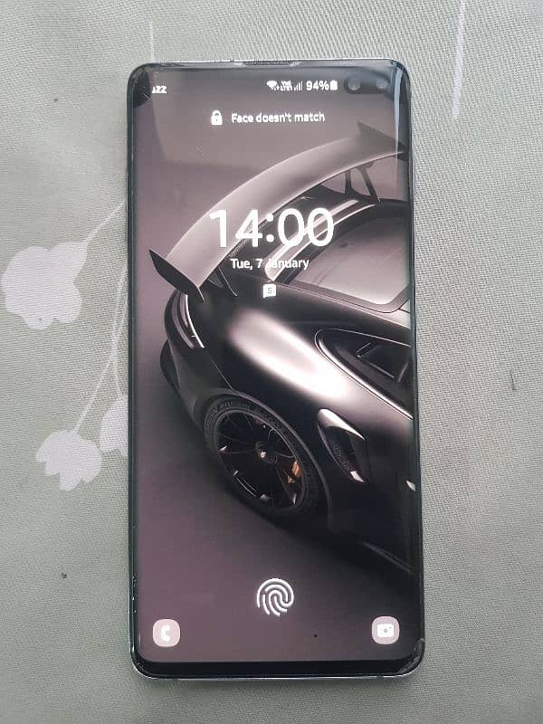 Samusung S10 plus 1