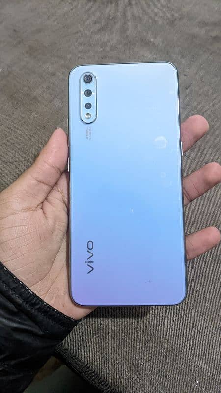 vivo s1 8/256gb 10/10 condition exchange possible with a good phone 3