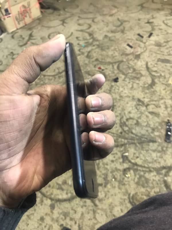 iPhone 7 gb128 0320410024 5