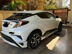 Toyota C-HR 2017 Gled top variant