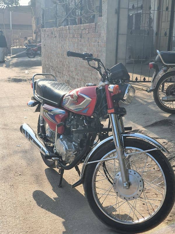 HONDA 125 2022 MODEL TOTAL GENUINE COMPLETE FILE 1