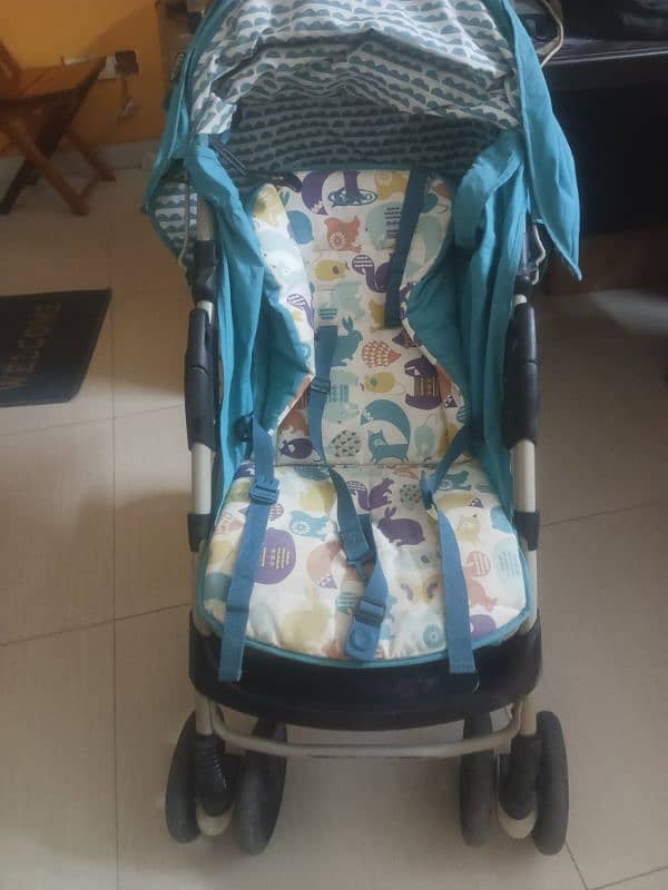 03452222000 baby pram slightly used like new 3