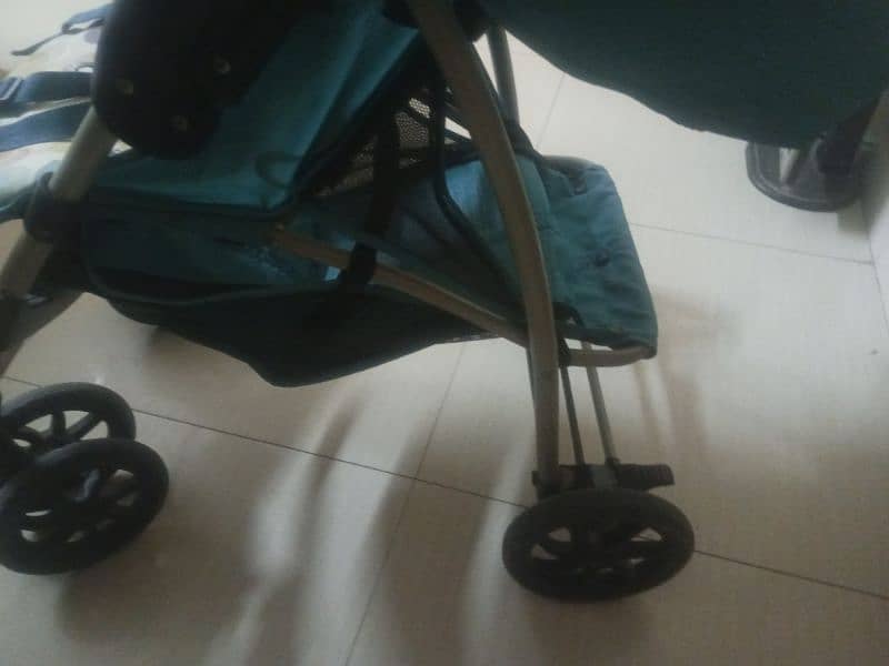 03452222000 baby pram slightly used like new 7