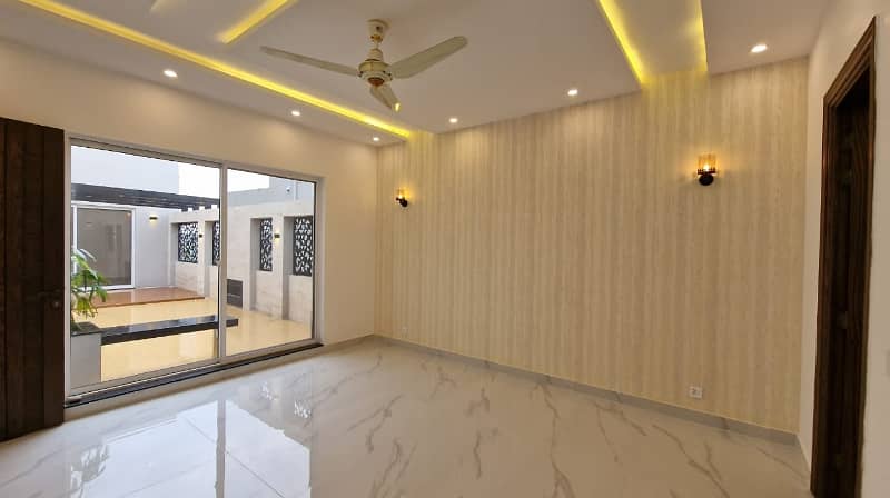 1 Kanal Brand new Upper Portion For Rent In DHA Phase 2,Block R, Lahore. 1