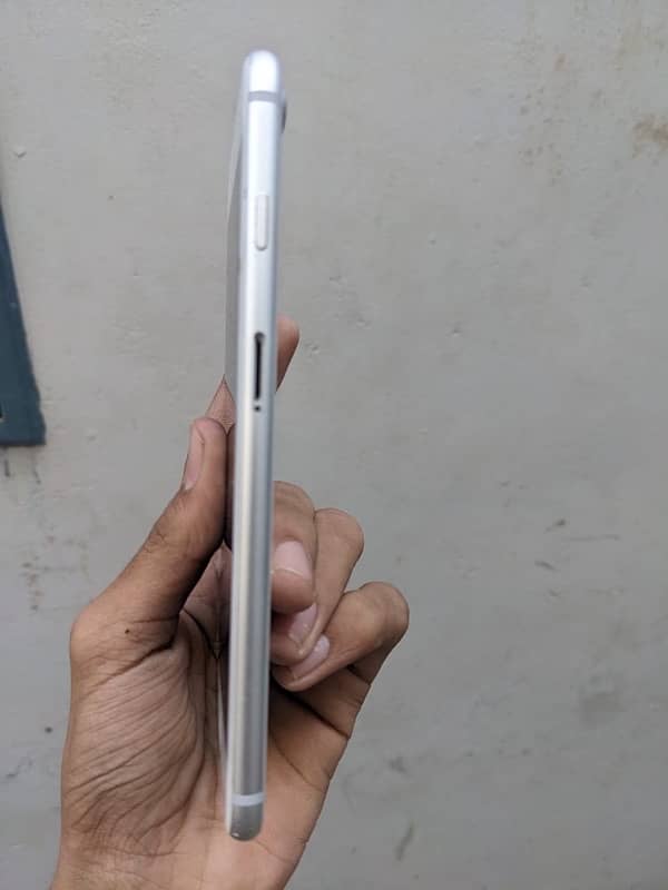 iPhone 8 Plus non approved 4