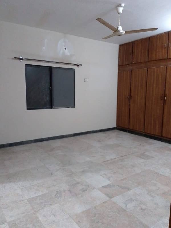 three bed dd 1st floor portion with roof for rent in johar 8