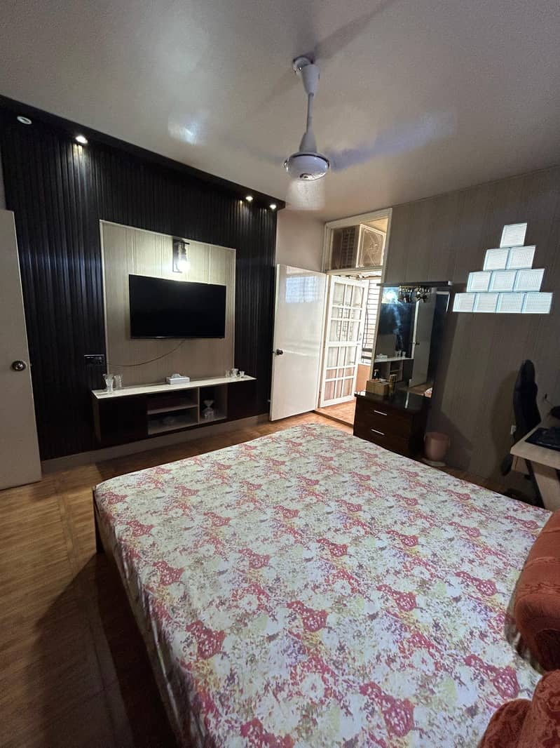 2 Bed DD, 2 Washrooms Fully Furnished Flat (Gulshan Block 13c) 0