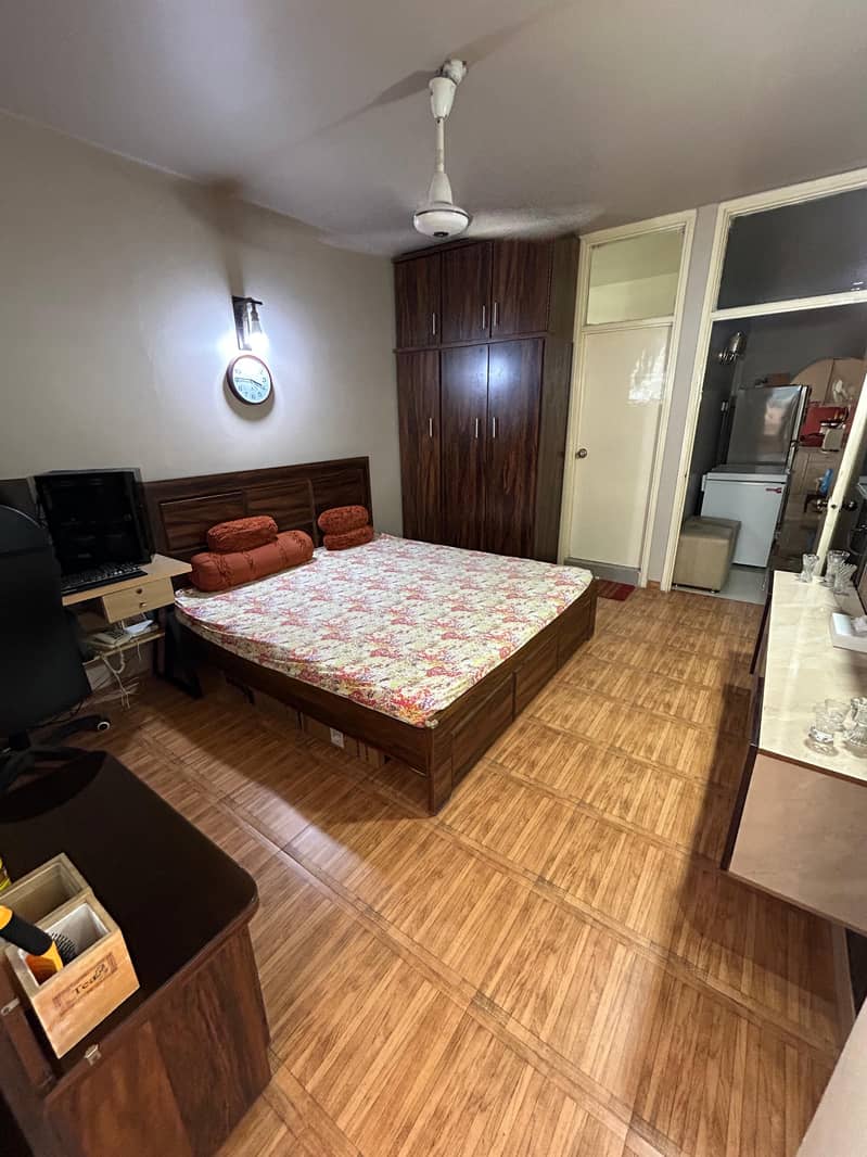 2 Bed DD, 2 Washrooms Fully Furnished Flat (Gulshan Block 13c) 1