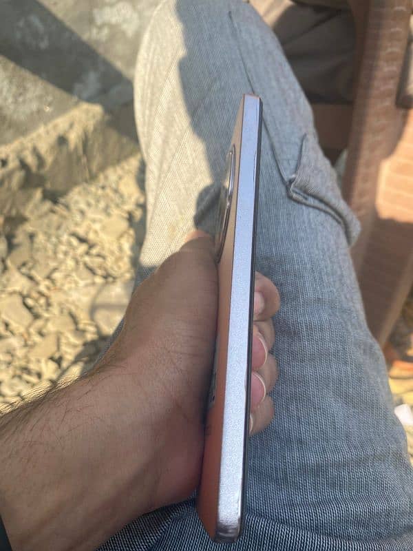 Oppo reno12f 12/ 256 gb 4