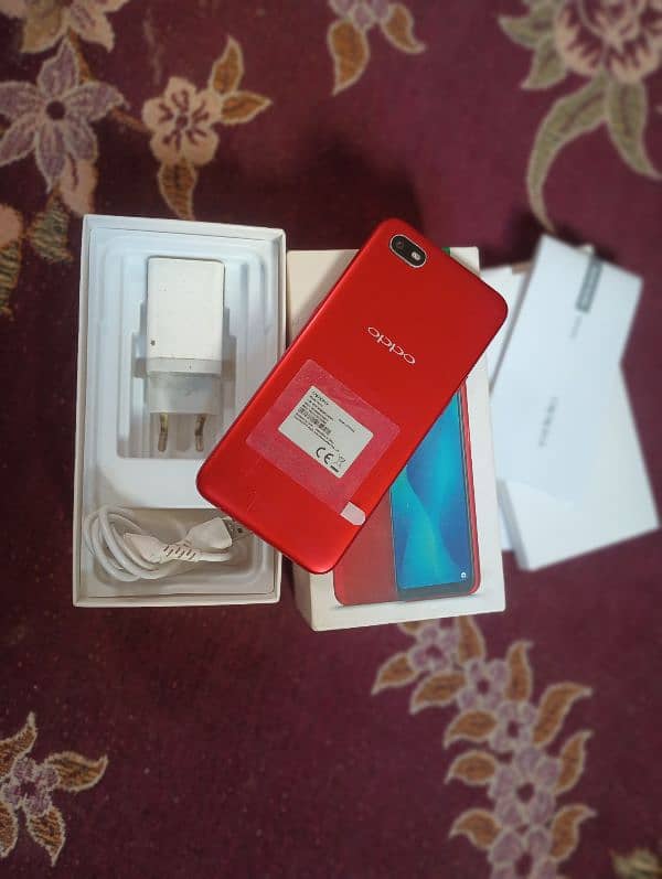 Oppo A1k . argent sell. Contact 03121181088. only Whatsapp 0