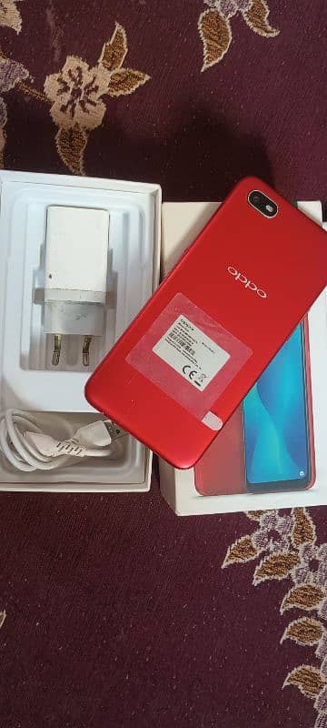 Oppo A1k . argent sell. Contact 03121181088. only Whatsapp 2